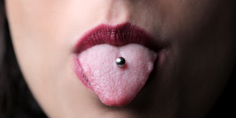 Piercing alla lingua